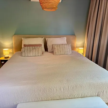 Bed & Breakfast Bij Julia Den Burg